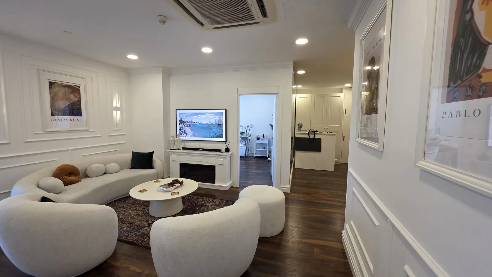 Klinik — bekleme salonu